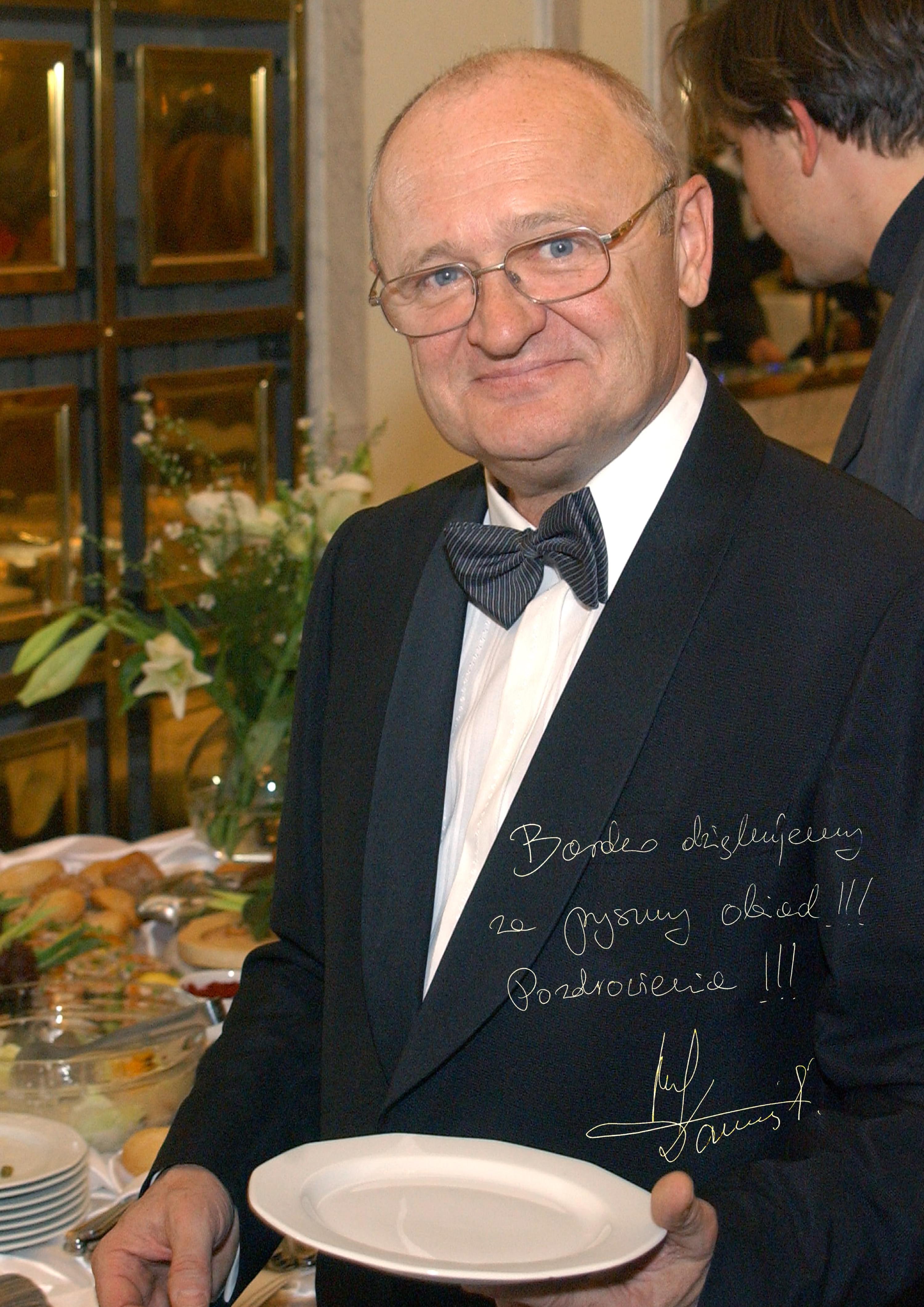  Przez Judasza - Maciej Damięcki 